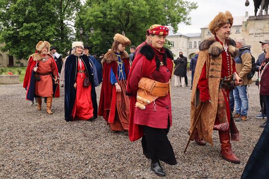Szturm Twierdzy Zamość 2025. Oficjalne otwarcie przy pomniku hetmana Jana Zamoyskiego [ZDJĘCIA]