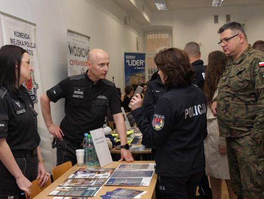 Targi pracy i edukacji w Zamościu - galeria zdjęć