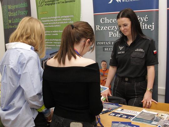 Targi pracy i edukacji w Zamościu - galeria zdjęć