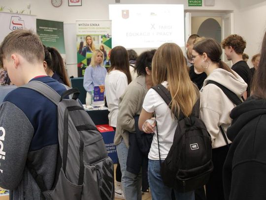 Targi pracy i edukacji w Zamościu - galeria zdjęć