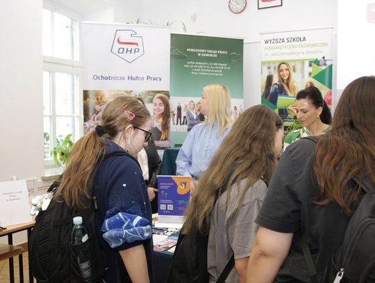 Targi pracy i edukacji w Zamościu - galeria zdjęć