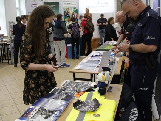 Targi pracy i edukacji w Zamościu - galeria zdjęć