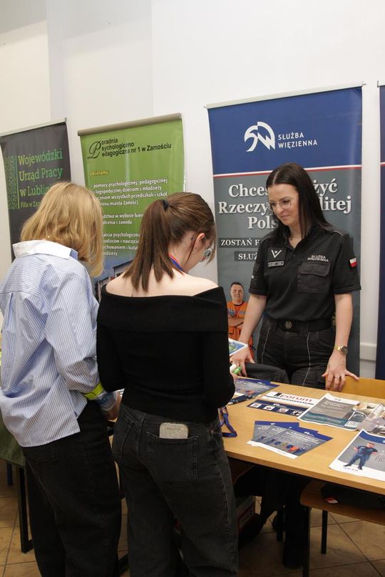 Targi pracy i edukacji w Zamościu - galeria zdjęć Targi pracy i edukacji w Zamościu - galeria zdjęć