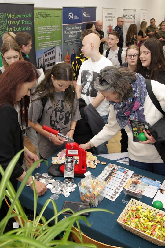 Targi pracy i edukacji w Zamościu - galeria zdjęć Targi pracy i edukacji w Zamościu - galeria zdjęć