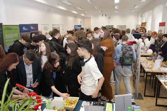 Targi pracy i edukacji w Zamościu - galeria zdjęć Targi pracy i edukacji w Zamościu - galeria zdjęć