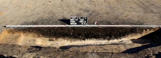 Stanowisko Tarnawatka - Tartak 8. Przekrój przez obiekt archeologiczny. Fot. M. Mazurek