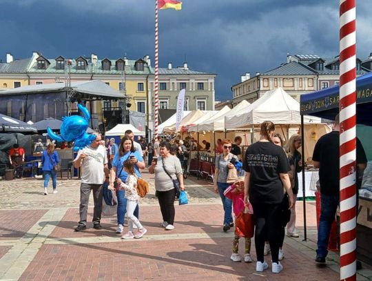 Trwa Jarmark Hetmański w Zamościu [ZDJĘCIA]