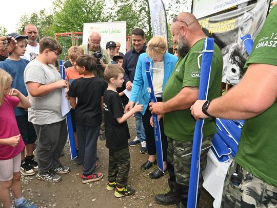 Zawody wędkarskie dla dzieci i młodzieży w Rogóźnie