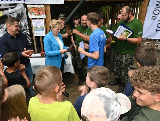 Zawody wędkarskie dla dzieci i młodzieży w Rogóźnie