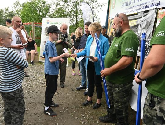 Zawody wędkarskie dla dzieci i młodzieży w Rogóźnie