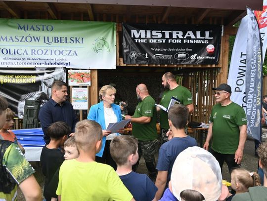 Zawody wędkarskie dla dzieci i młodzieży w Rogóźnie