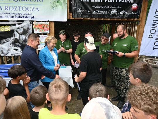 Zawody wędkarskie dla dzieci i młodzieży w Rogóźnie