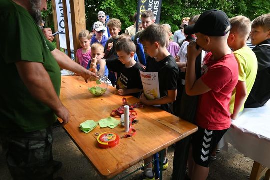 Zawody wędkarskie dla dzieci i młodzieży w Rogóźnie