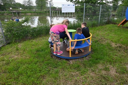 Zawody wędkarskie dla dzieci i młodzieży w Rogóźnie