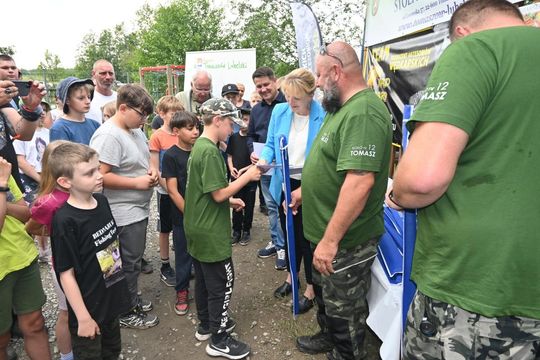 Zawody wędkarskie dla dzieci i młodzieży w Rogóźnie