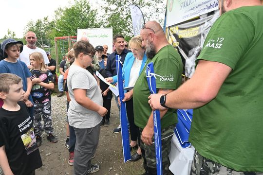 Zawody wędkarskie dla dzieci i młodzieży w Rogóźnie