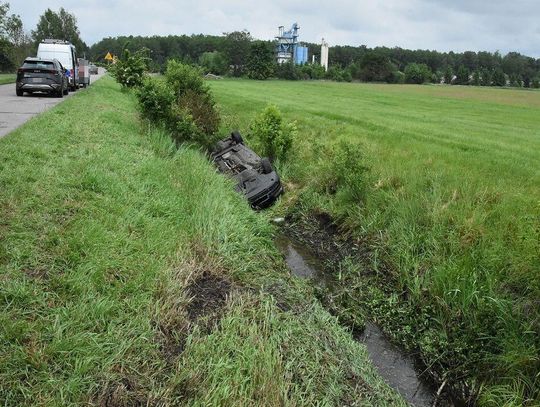 Lubelskie: Wypadek w ulewnym deszczu. Nauczycielka nie przeżyła [ZDJĘCIA]