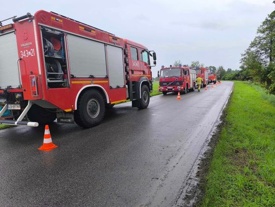 Lubelskie: Wypadek w ulewnym deszczu. Nauczycielka nie przeżyła [ZDJĘCIA]
