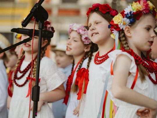 Zamość: Folk Młodym Głosem. Koncert laureatów na Rynku Wielkim [ZDJĘCA]