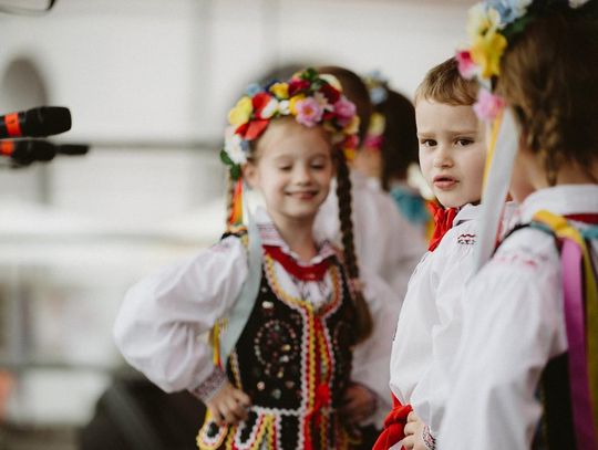 Folk Młodym Głosem. Koncert laureatów na Rynku Wielkim w Zamościu - galeria zdjęć