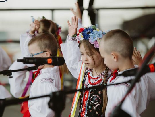 Folk Młodym Głosem. Koncert laureatów na Rynku Wielkim w Zamościu - galeria zdjęć