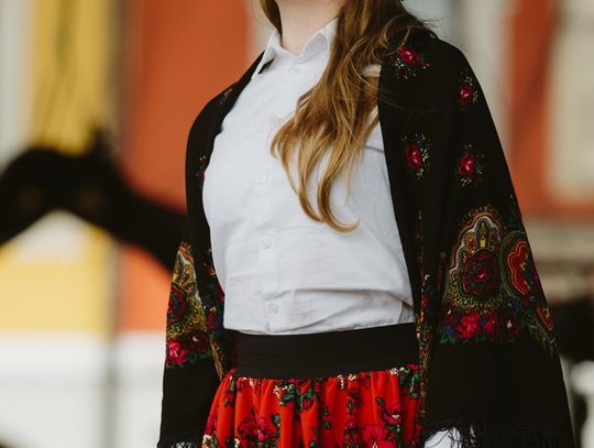 Folk Młodym Głosem. Koncert laureatów na Rynku Wielkim w Zamościu - galeria zdjęć