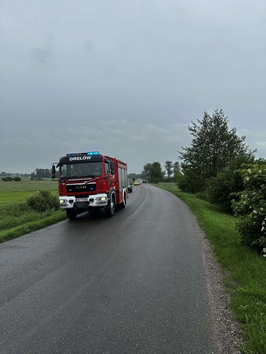 Lubelskie: Wypadek w ulewnym deszczu. Nauczycielka nie przeżyła [ZDJĘCIA]