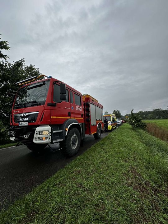 Lubelskie: Wypadek w ulewnym deszczu. Nauczycielka nie przeżyła [ZDJĘCIA]