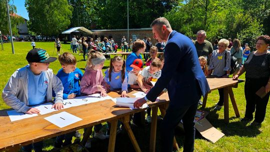 Dzień Dziecka w Radecznicy - galeria zdjęć