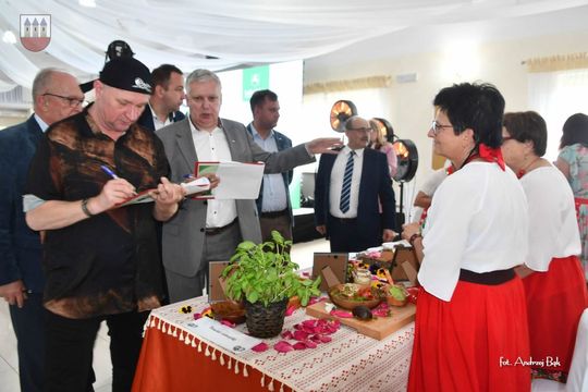 Regionalny konkurs „Kobieta Przedsiębiorcza w stylu WEGE dla KGW” w Tomaszowie Lubelskim