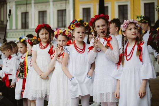 Folk Młodym Głosem. Koncert laureatów na Rynku Wielkim w Zamościu - galeria zdjęć