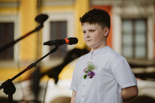 Folk Młodym Głosem. Koncert laureatów na Rynku Wielkim w Zamościu - galeria zdjęć