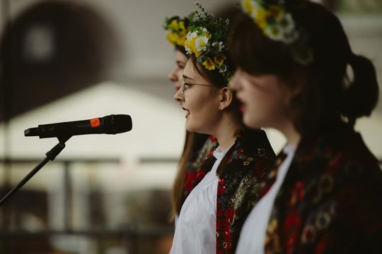 Folk Młodym Głosem. Koncert laureatów na Rynku Wielkim w Zamościu - galeria zdjęć
