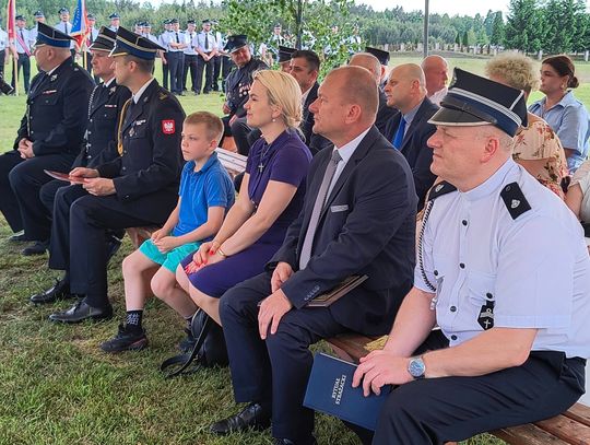 Nowy wóz dla strażaków w Bukowej [ZDJĘCIA]