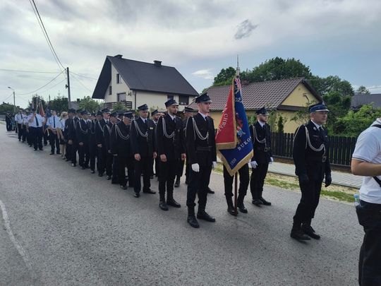 Nowy wóz dla strażaków w Bukowej [ZDJĘCIA]