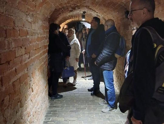 Odkryj tajemnice podziemnego Zamościa – zwiedzanie krypt franciszkańskich [ZDJĘCIA]