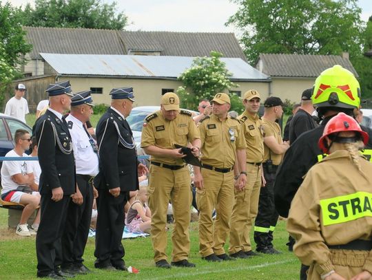 Zawody strażackie w Deszkowicach Pierwszych - galeria zdjęć