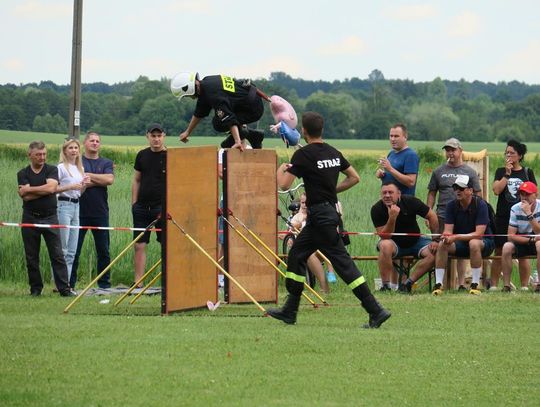 Zawody strażackie w Deszkowicach Pierwszych - galeria zdjęć