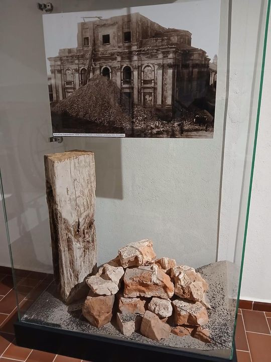 Odkryj tajemnice podziemnego Zamościa – zwiedzanie krypt franciszkańskich [ZDJĘCIA]