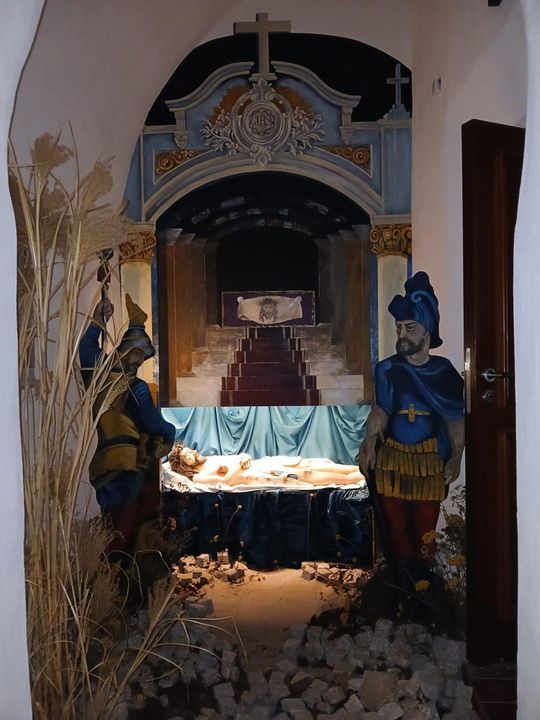 Odkryj tajemnice podziemnego Zamościa – zwiedzanie krypt franciszkańskich [ZDJĘCIA]