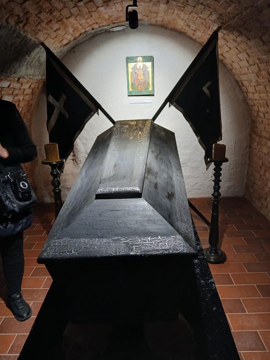 Odkryj tajemnice podziemnego Zamościa – zwiedzanie krypt franciszkańskich [ZDJĘCIA]