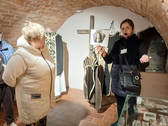 Odkryj tajemnice podziemnego Zamościa – zwiedzanie krypt franciszkańskich [ZDJĘCIA]
