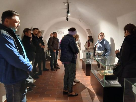 Odkryj tajemnice podziemnego Zamościa – zwiedzanie krypt franciszkańskich [ZDJĘCIA]