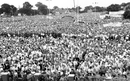 Pielgrzymka papieża Jana Pawła II do Zamościa Pielgrzymka papieża Jana Pawła II do Zamościa
