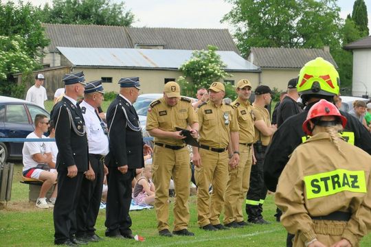 Zawody strażackie w Deszkowicach Pierwszych - galeria zdjęć