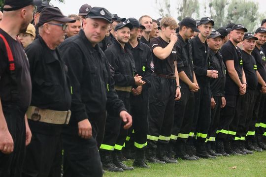 Zawody strażackie w Deszkowicach Pierwszych - galeria zdjęć