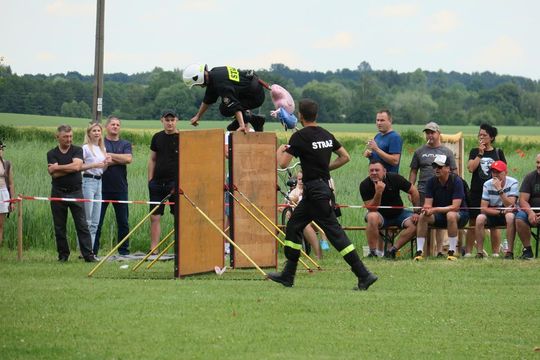 Zawody strażackie w Deszkowicach Pierwszych - galeria zdjęć