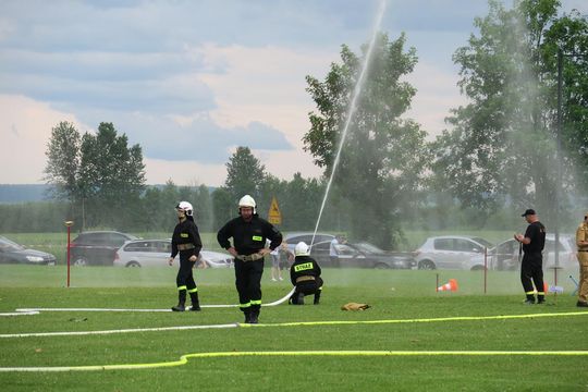 Zawody strażackie w Deszkowicach Pierwszych - galeria zdjęć
