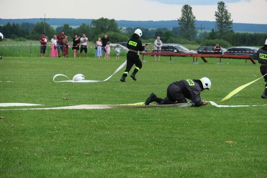 Zawody strażackie w Deszkowicach Pierwszych - galeria zdjęć