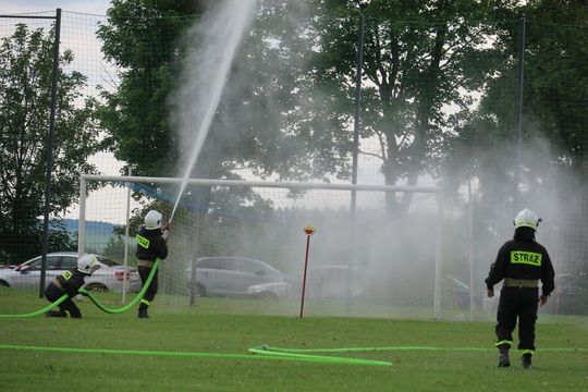 Zawody strażackie w Deszkowicach Pierwszych - galeria zdjęć